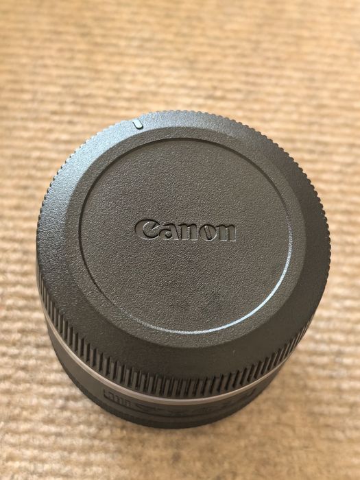 Обектив Canon RF 50mm F1.8 STM Mirrorless