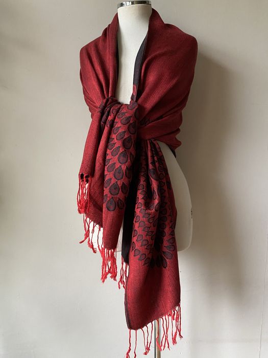Червен шал от кашмир, коприна, пашмина/ различни видове