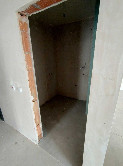 Продава се Тристаен апартамент в Варна, Бриз - 101 кв.м за 1950 €/кв.м - Снимка #9