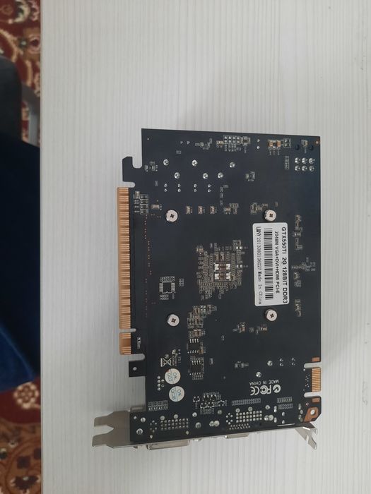 Видеокарта 550 ti