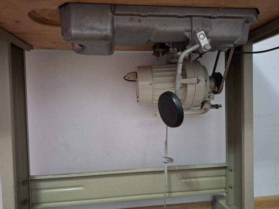 Тігін машинасы ,  оверлок ,есік