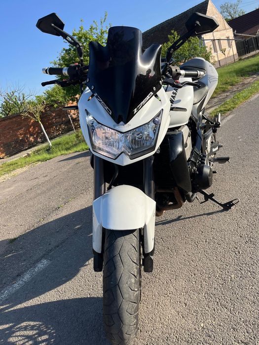 Vând Kawasaki z750 2008 injecție