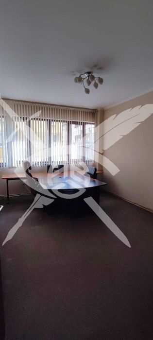 Продава се Четиристаен апартамент в София, Център - 140 кв.м за 4000 €/кв.м - Снимка #3