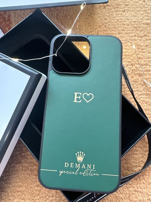Demani кейс 14 Pro max истинска кожа Нов !