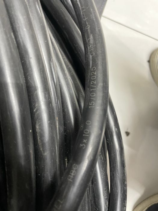 Для зарядки электромобилей. Электротехническая продукция. Узкабель