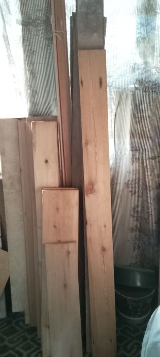 Продаются доски.