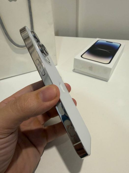 Продам iphone 14 pro, идельное состояние, 250к