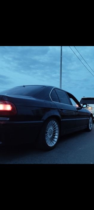 Продам диски Альпина разноширые r18