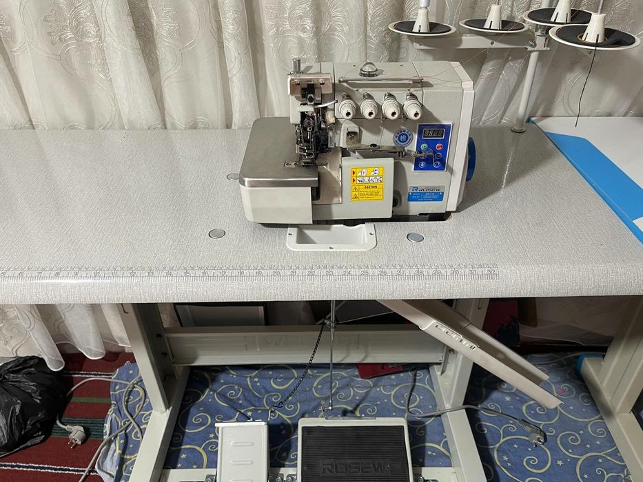 Tikadigan moshina sotiladi