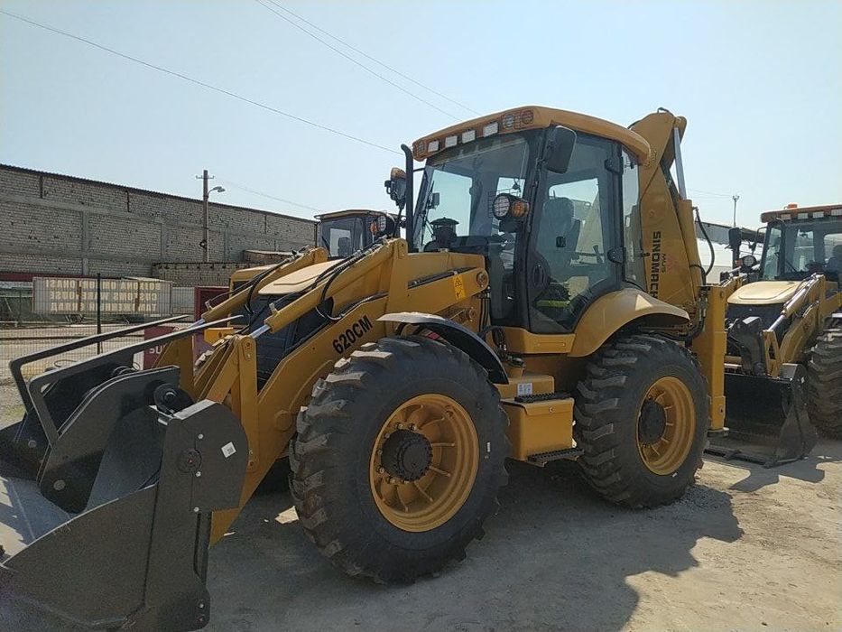 Экскаватор погрузчик 620СМ В наличии, Кредит / Лизинг