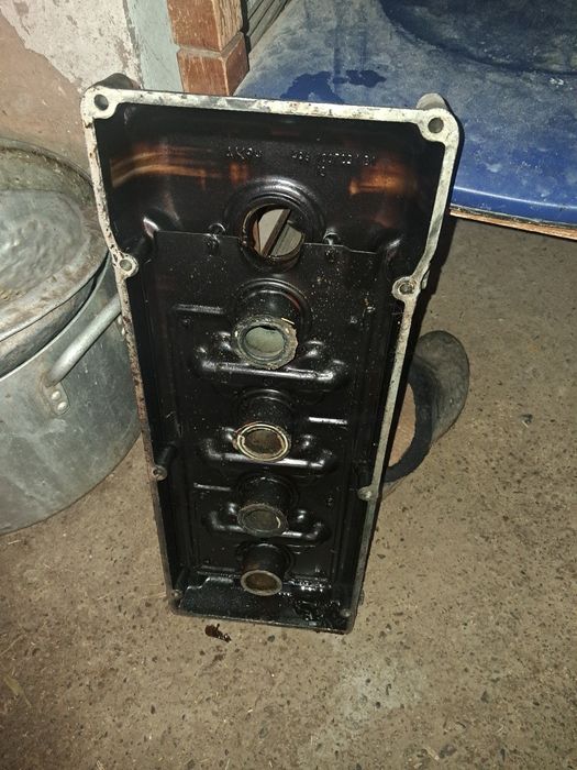 Газел головка крышка