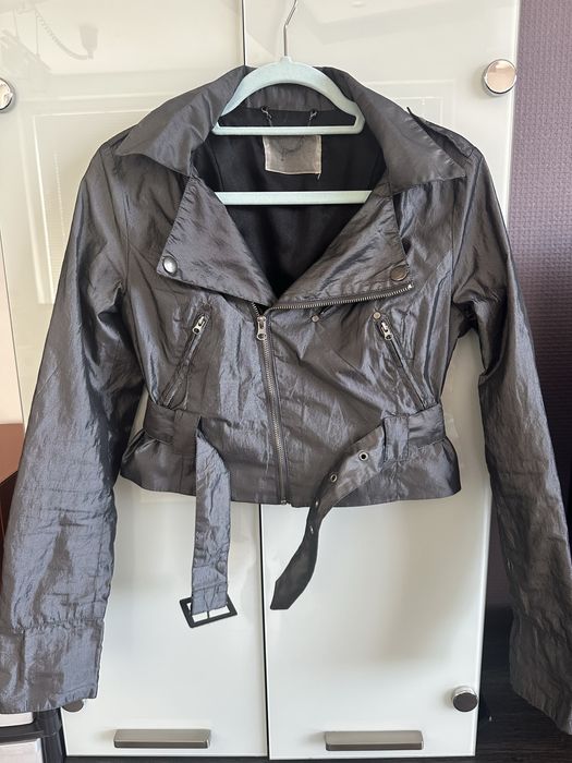 Късо яке с коланче