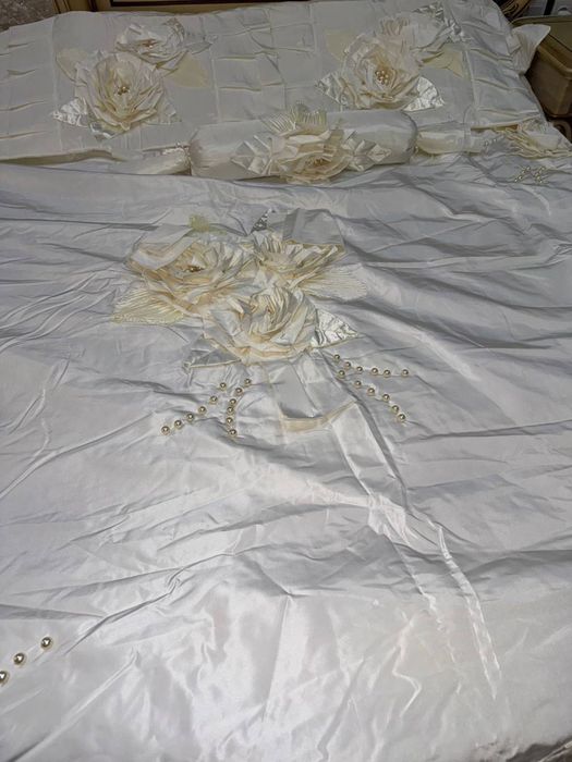 Свадебное покрывало для кровати