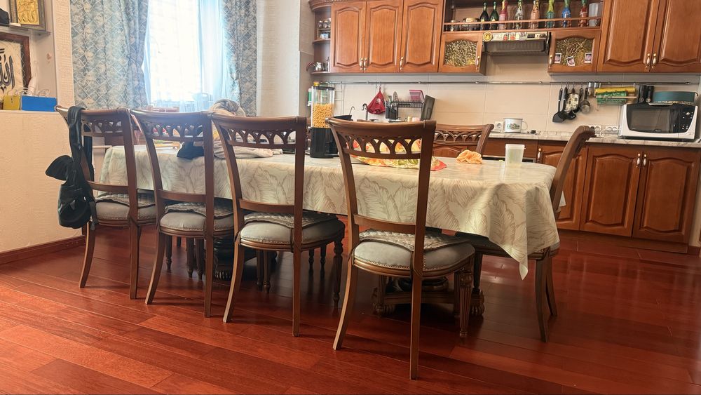 Вся мебель распродается