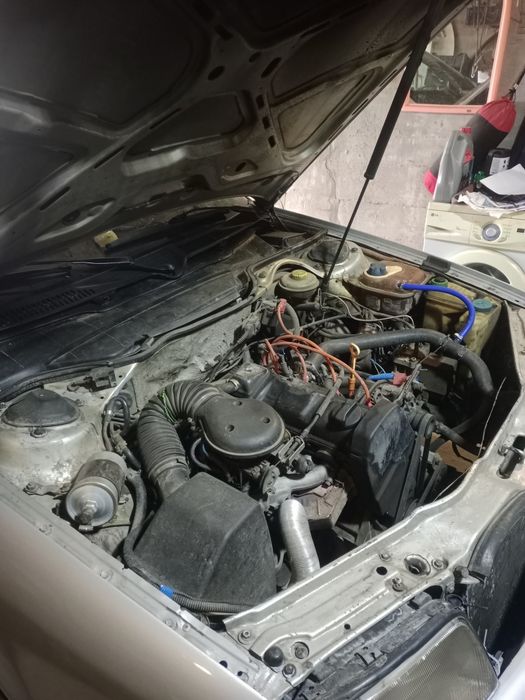 Ауди 100 с-4 продам срочно