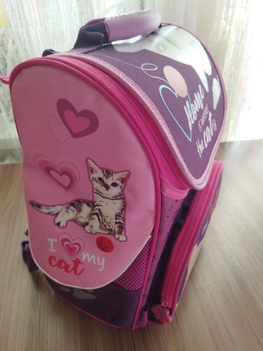 Продаю школьный рюкзак