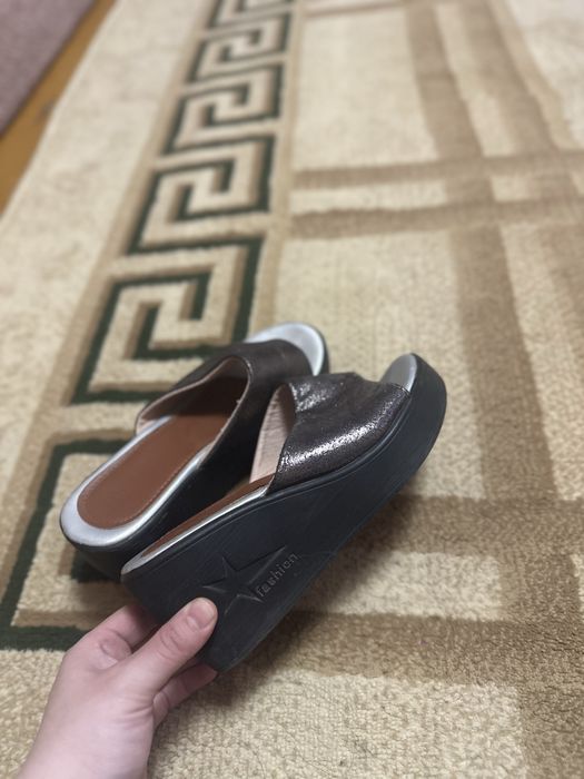 Продам туфли женские