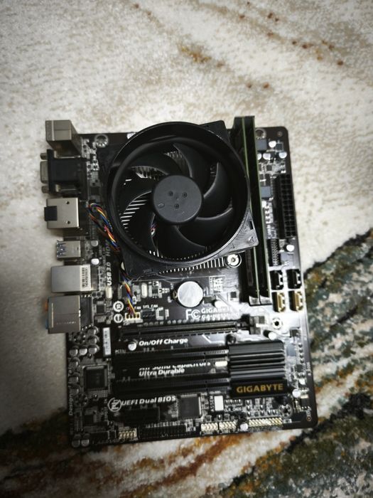 KIT I7 4790 perfect funcțional