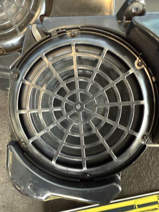 Бас колона буфер субуфер 4g9035382 A Audi A6 A7 комби Bose 4g8035382