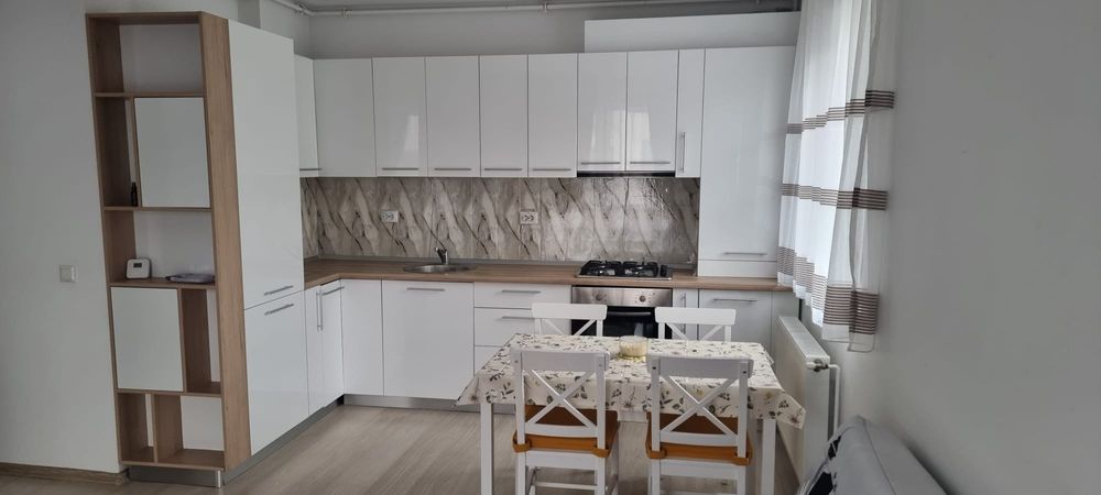 Ofer spre închiriere ap 2 camere în Class Park