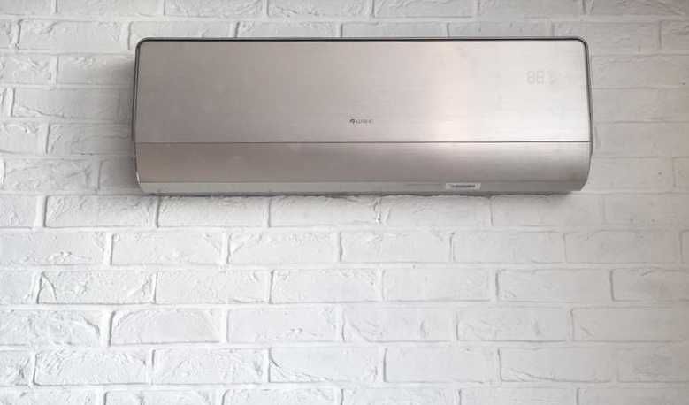 Кондиционер Gree U-Crown Gold R32 Invertor 09/12 GWH09UB-K6DNA4A