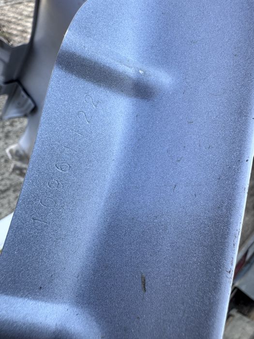 Aripa dreapta fata MG 4
