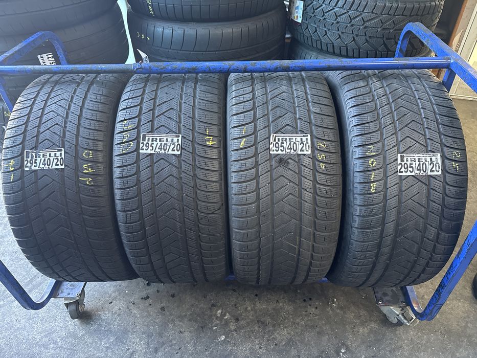 295/40/20 Pirelli M+S