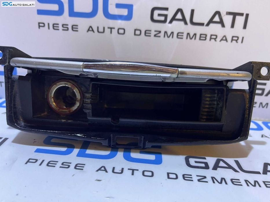 Capac Scrumiera Completa cu Bricheta Ford Galaxy 2000 - 2007 Cod 8M21-U04788-AB