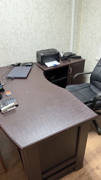 Стол руководителя