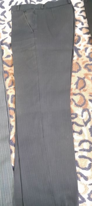 Продам классический брюки.