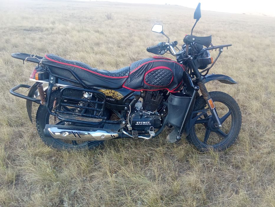 Мотоцикл 200 куб