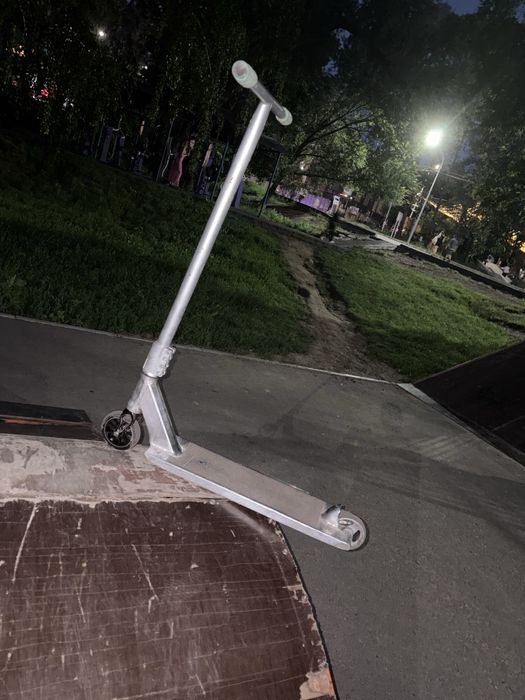 Самокат трюковой