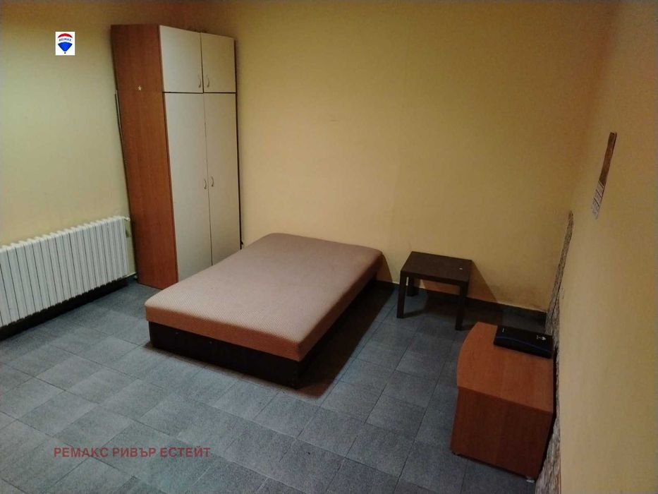 Дава се под наем  в Русе, Хъшове - 28 кв.м за 99.45 € - Снимка #1