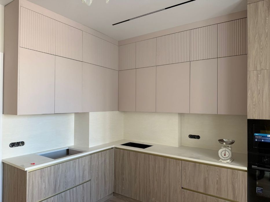 Дизайнер корпусной мебели интерьера