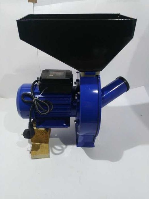 Руска/ Немска Фуражомелка + стойка - монофазна  2.2/2.5/3.0/3.9/4.2kw