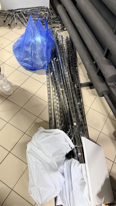 Каналина торговое оборудовние в хорошем сост