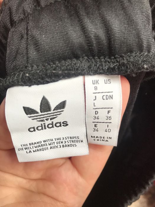 Pantaloni adidas originals femei