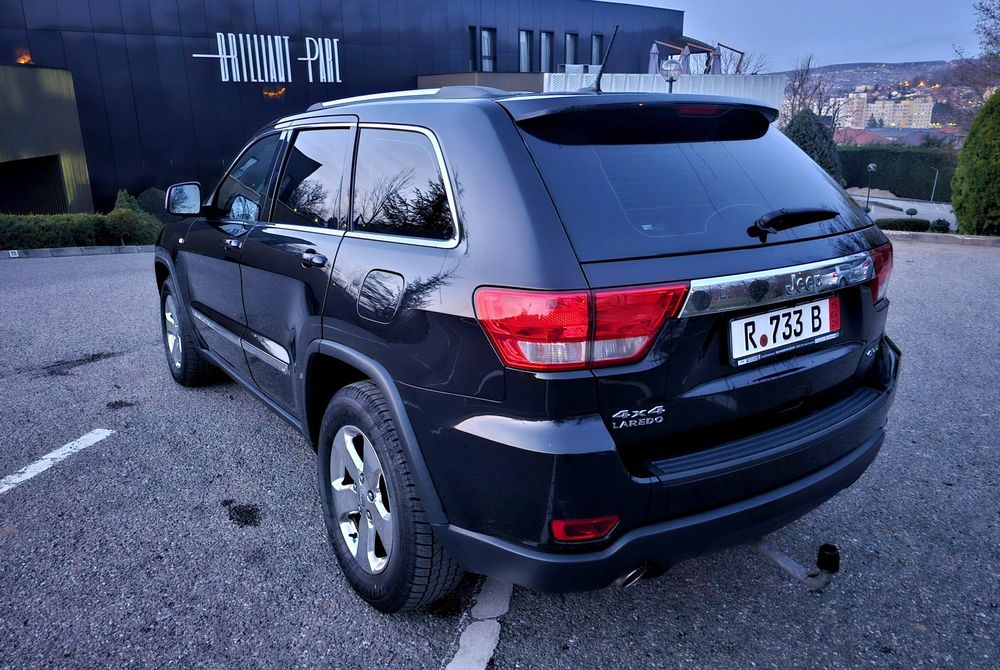 Jeep Grand Cherokee 3.0tdi  4×4/Automat/Navigație/Bixenon/Variante +-