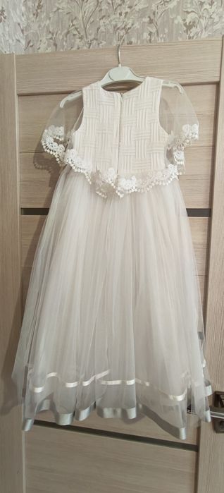 Платье на девочку