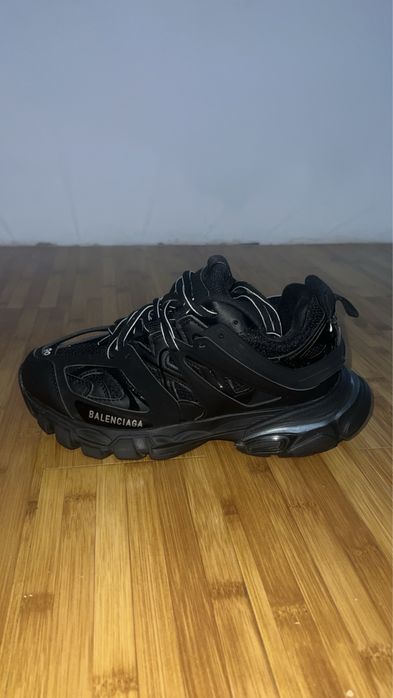 Balenciaga Track