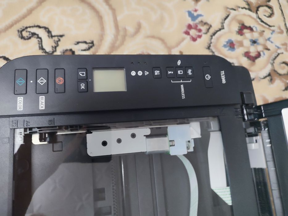 Принтер, совсем новый.