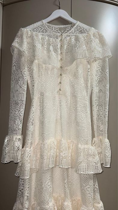 Платье - брендовое