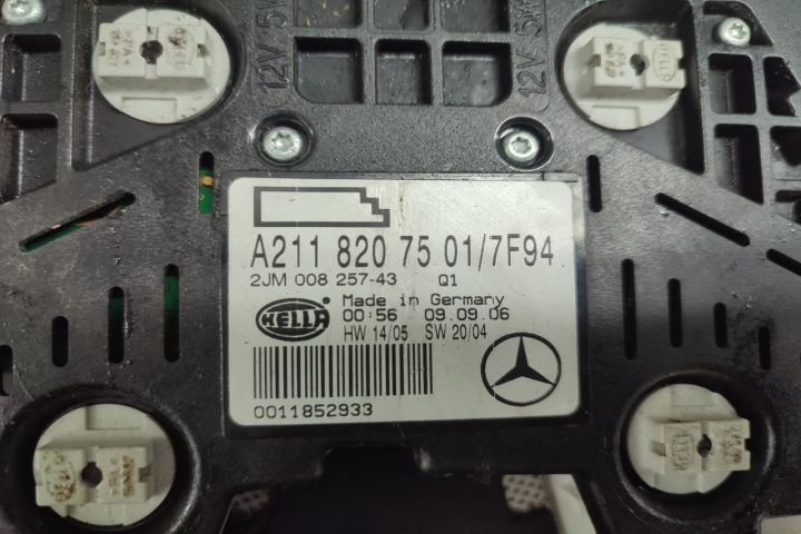 Plafoniera spate a2118207501 Mercedes-Benz E-Class W211 (facelift)