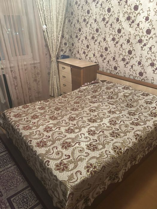 Продам спальный гарнитур