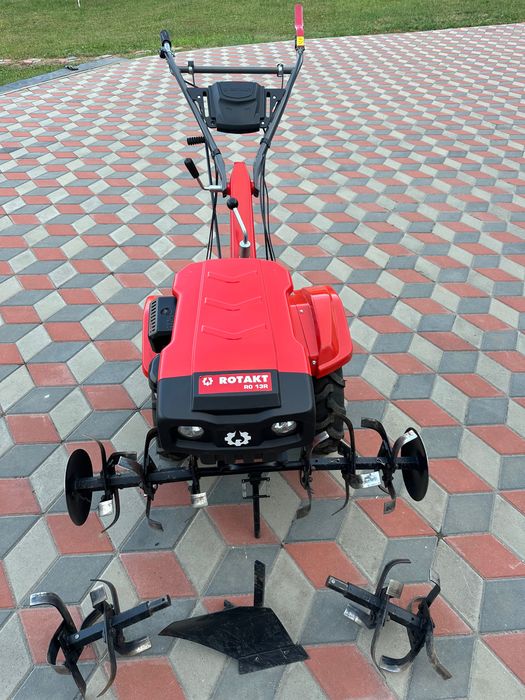 Motocultor ROTAKT 13 CP, 2+1 viteze, stare excelentă, cu accesorii complete