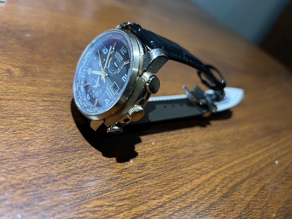 Солнечные часы Citizen Eco-Drive World Time Rose Gold