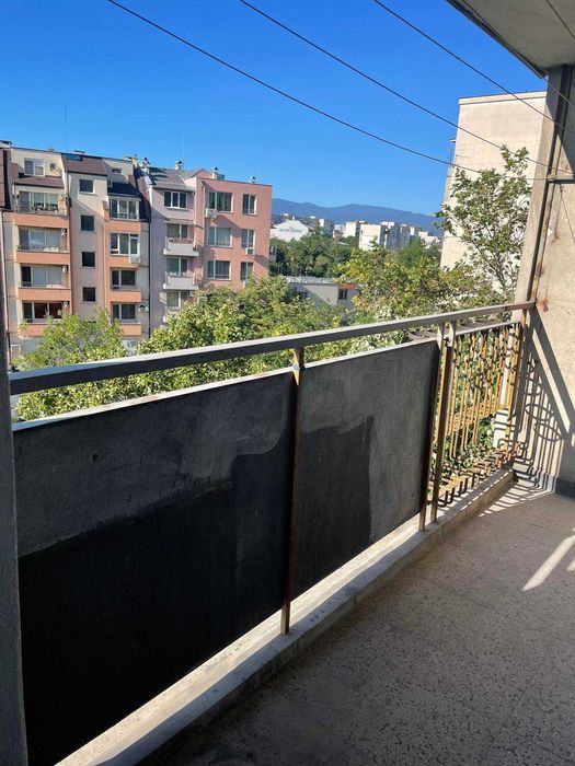 Продава се Двустаен апартамент в Пловдив, Въстанически - 82 кв.м за 1464 €/кв.м - Снимка #18