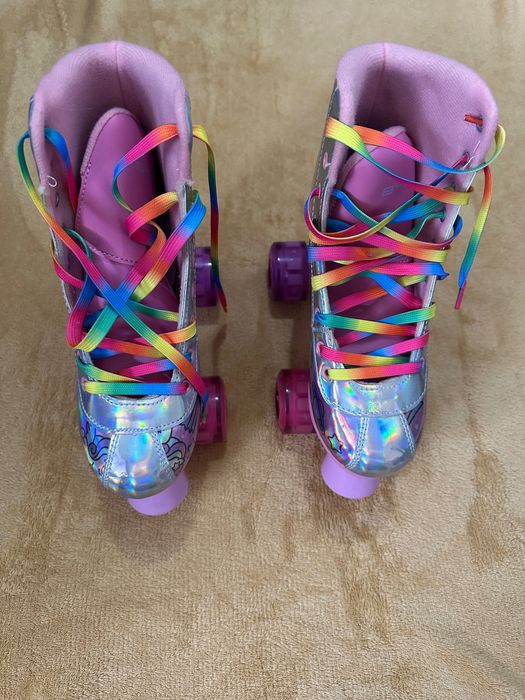 Кънки със светещи колела