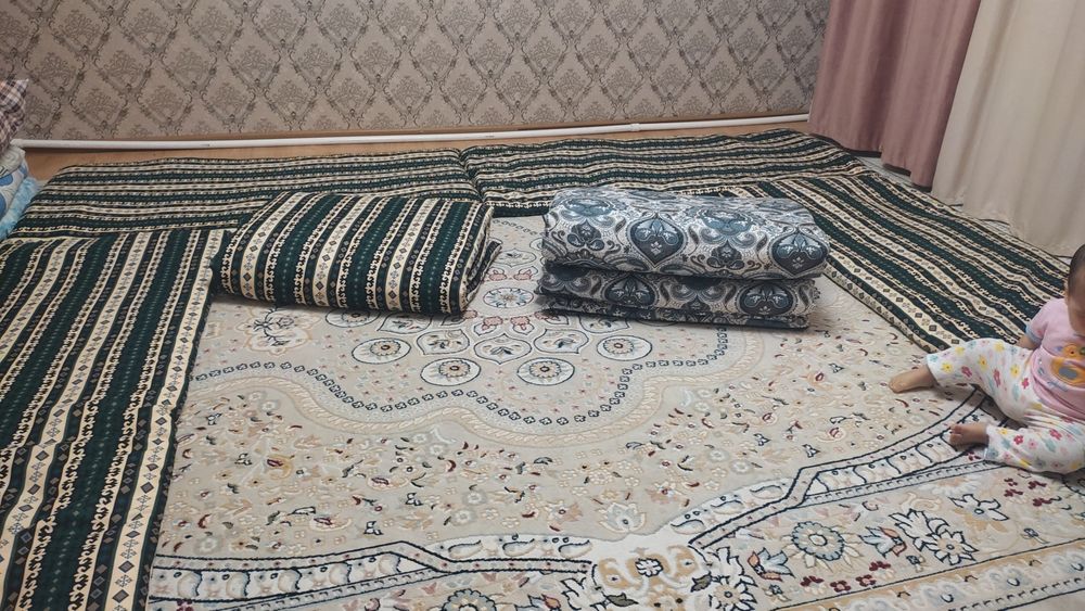 Көрпе қолда бар немесе заказға