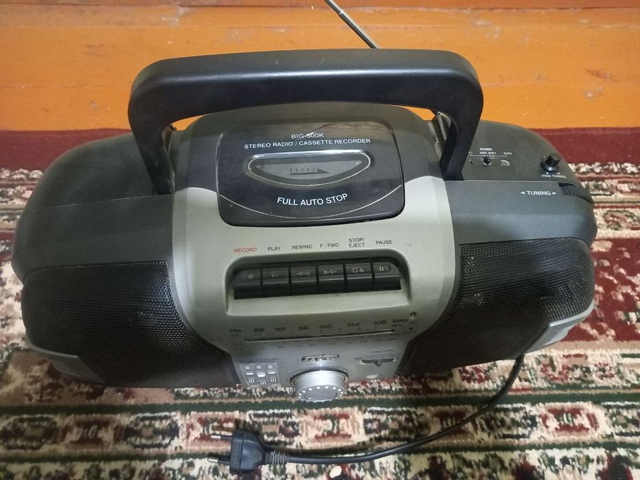 Магнитола Sanyo японоя